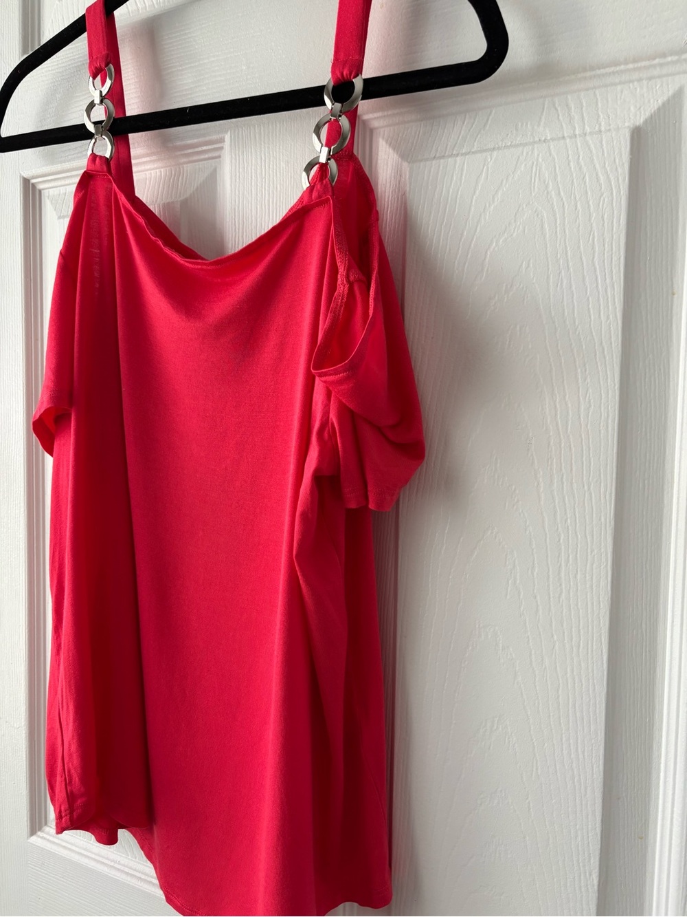 Cable & Gauge Red Cold-Shoulder Tank Top with Ring Strap Detail - Picture 4 of 15